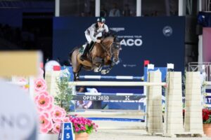 Stephan Barcha com Dinozo no Global Champions Tour em Monaco
