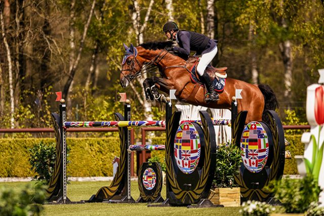 Cavaleiro Eduardo Menezes vence nos Países Baixos