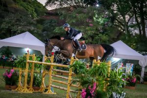 Lucio Osório e Schweinsteger a caminho da vitória no GP da 52ª Copa São Paulo (Felippe Saad)