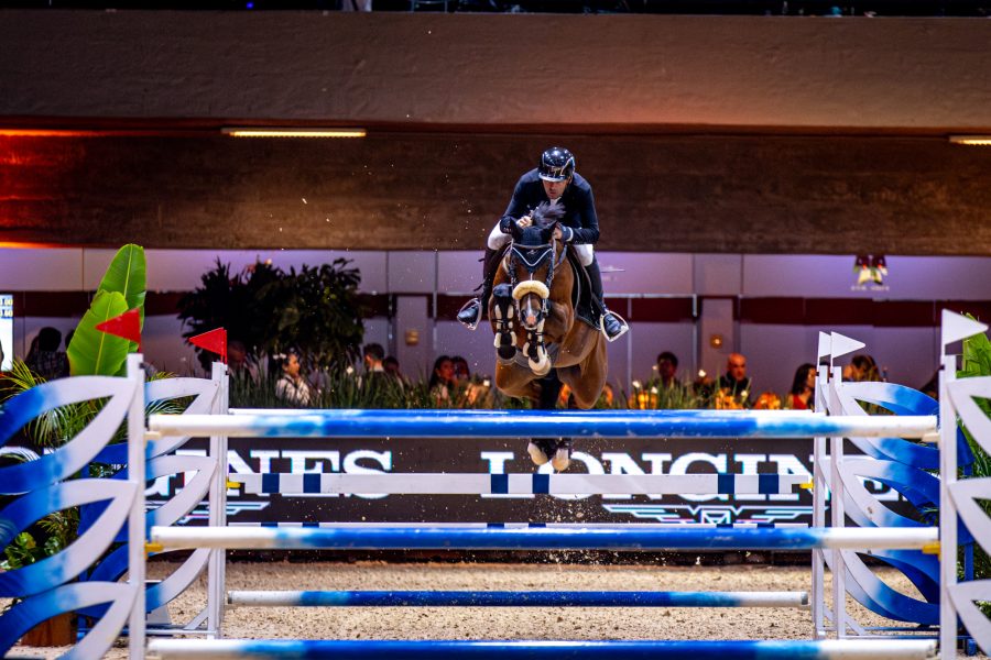 Lucio Osório fatura 1ª prova Internacional, a 1.45m, no Longines São Paulo Horse Show na Hípica Paulista