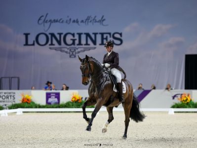 Becky Moody e Jagerbomb, da Grã-Bretanha, Vencem no Grand Prix