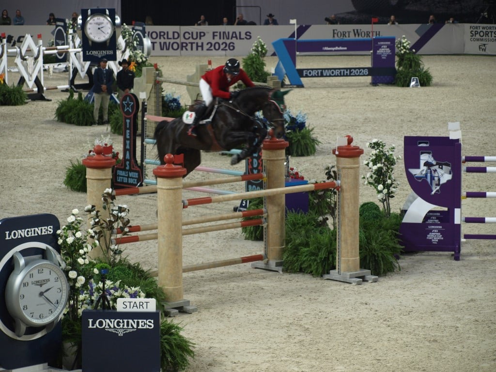 MV012434-Medio Dallas estreia com adrenalina, espetáculo e alto nível com Brasil - Yuri Mansur