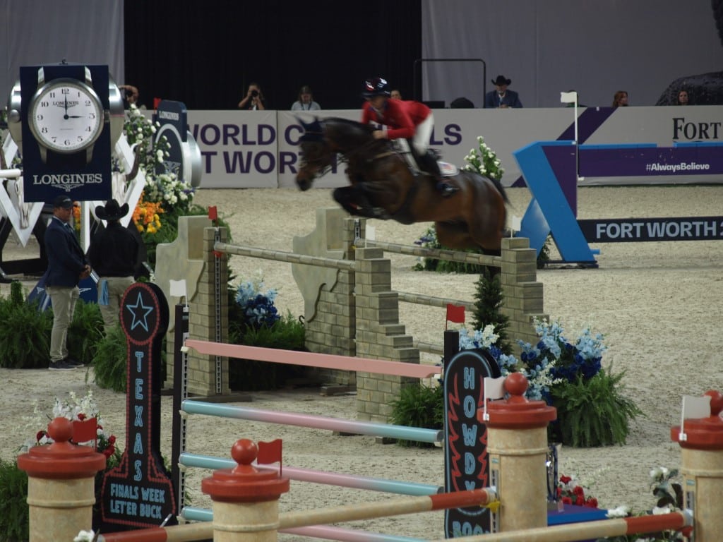 MV012507-Medio Dallas estreia com adrenalina, espetáculo e alto nível com Brasil - Yuri Mansur