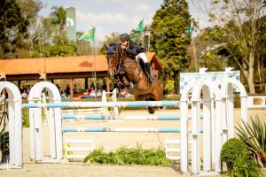 Iury Guimarães Borges com Cello Z campeão Young Rider - 1.45 m, foto Luis Ruas