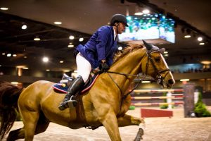 José Roberto Reynoso Fernandez Fº com Azrael W campeão do GP Indoor 2017 (Gabriela Lutz)