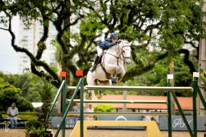 O vice líder do ranking Stephan Barcha com Unforgetable Chevaux (Luis Ruas)