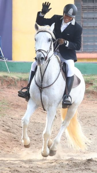 Roxo - Ganhador de tudo, à venda